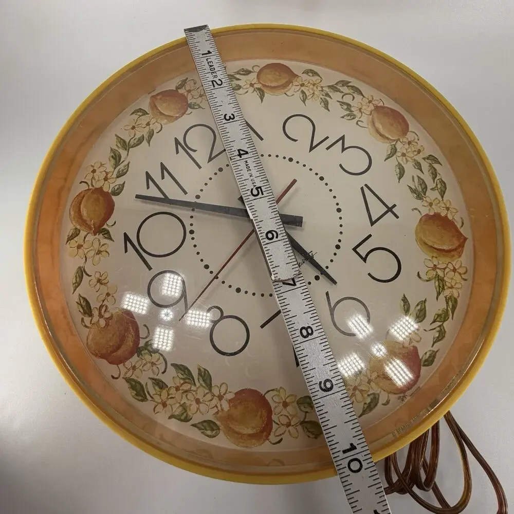 Vtg Spartus Peach Flowers Plastic Electric Kitchen Wall Clock Retro Yellow 10